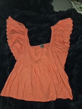 Arula Coral Flutter-Sleeve Top